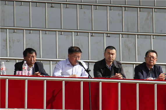 5、县委副书记、总工会主席杨春作重要讲话.JPG